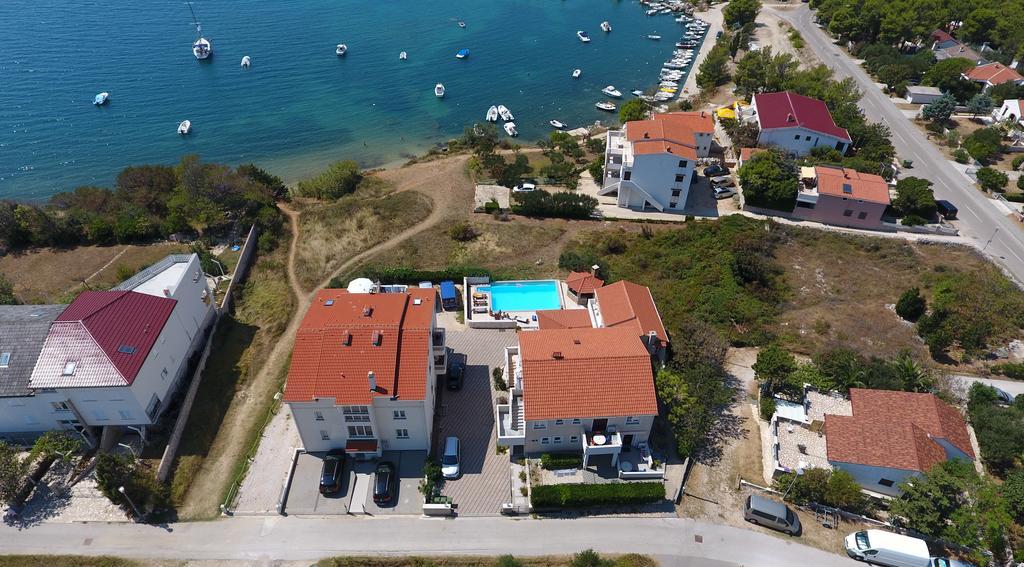 Villa Jurac Povljana Luaran gambar